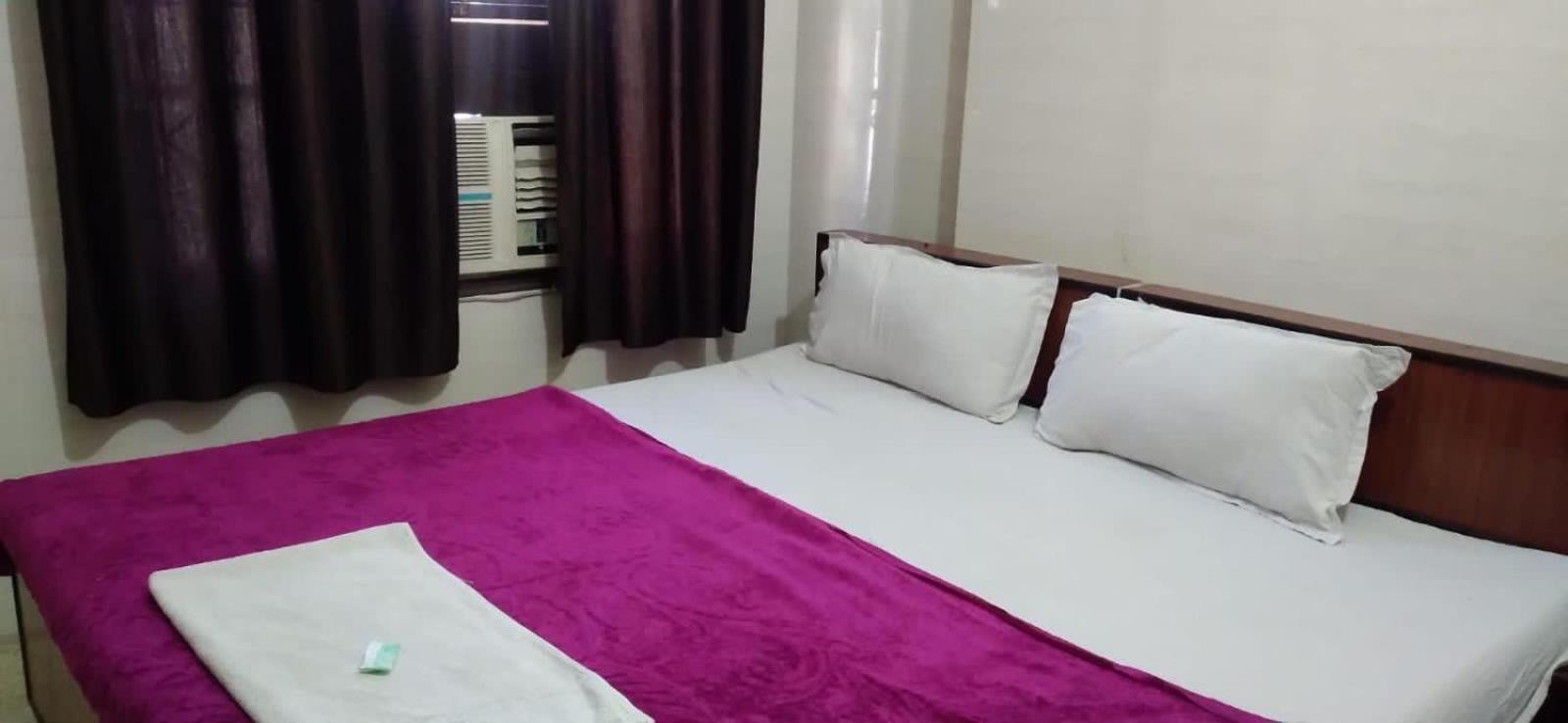 Raja Guest House -- Jalandhar Railway Station -- For Family, Couples, Travellers المظهر الخارجي الصورة